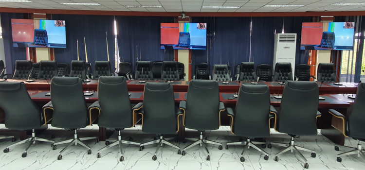 LCD-Bildschirme im Konferenzsaal Djibouti